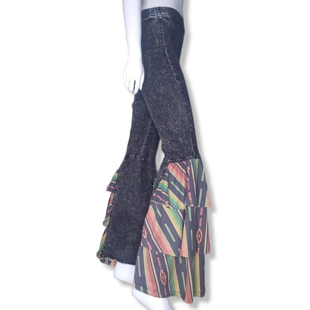 Fashion express 70s inspired groovy acid wash bellbottom ruffle pants size small
